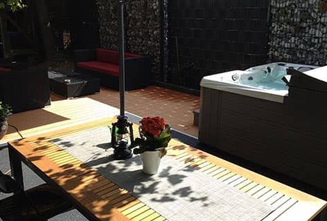 Whirlpool im Terrassenbereich